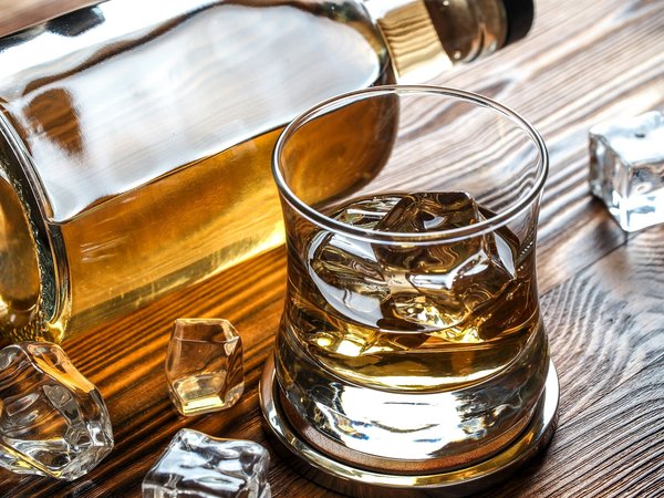 Découvrez l'élégance nippone avec le whisky japonais